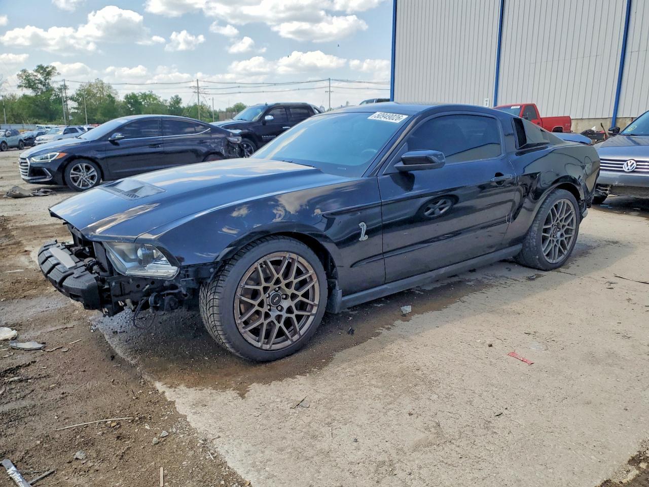 2011 FORD MUSTANG