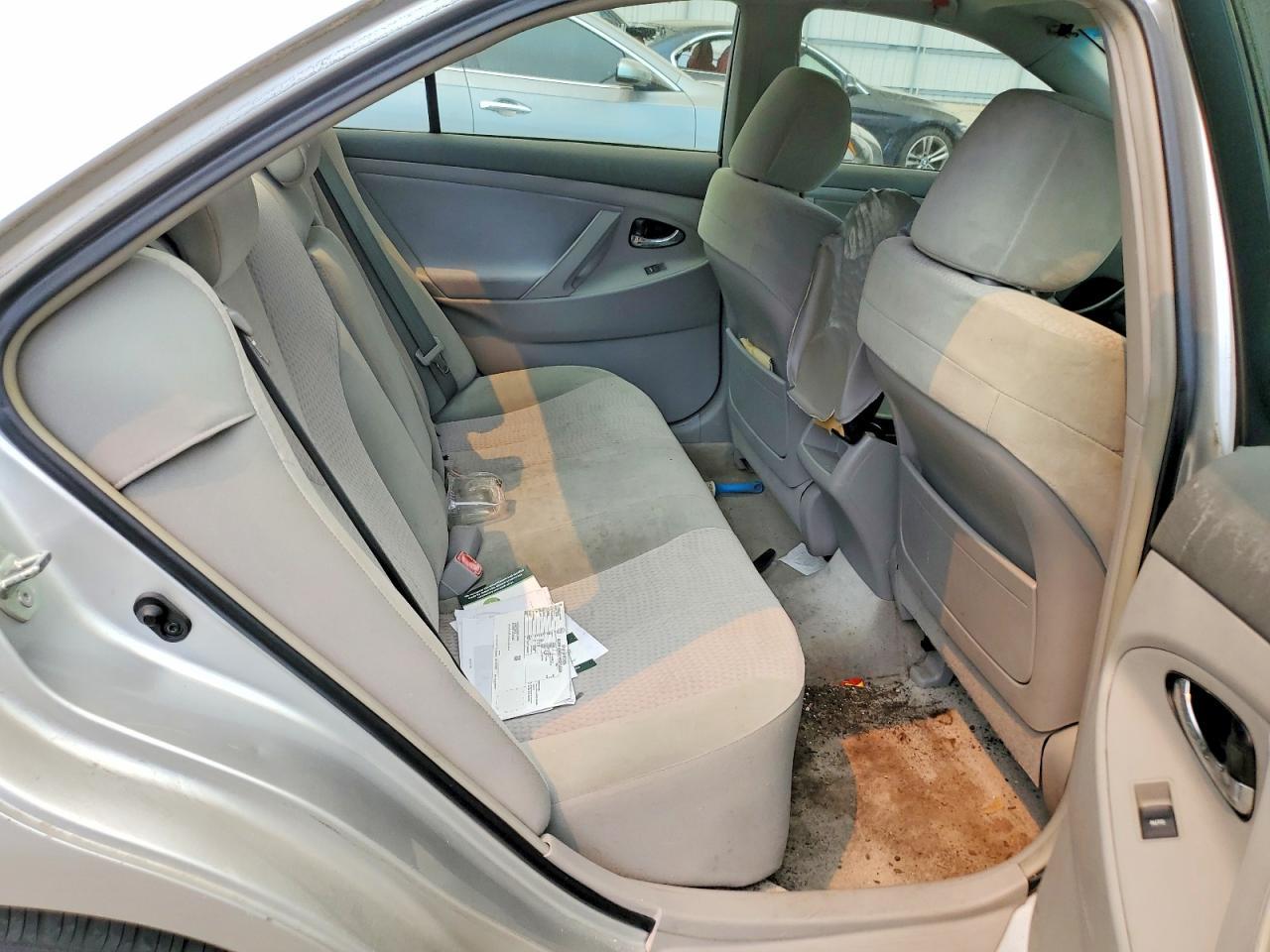 2011 TOYOTA CAMRY