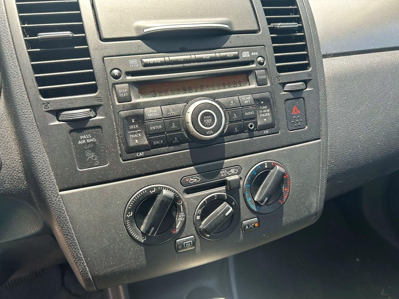 2012 NISSAN VERSA