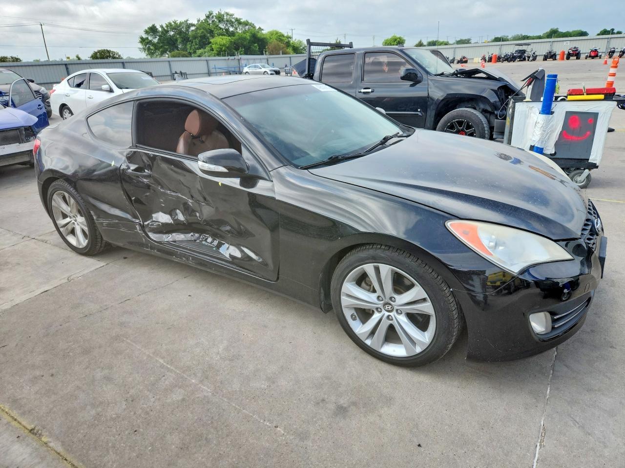 2011 HYUNDAI GENESIS