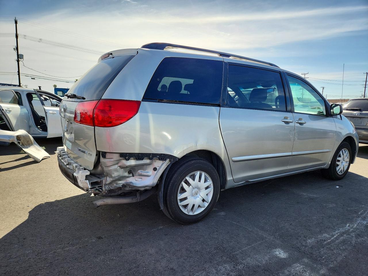2006 TOYOTA SIENNA