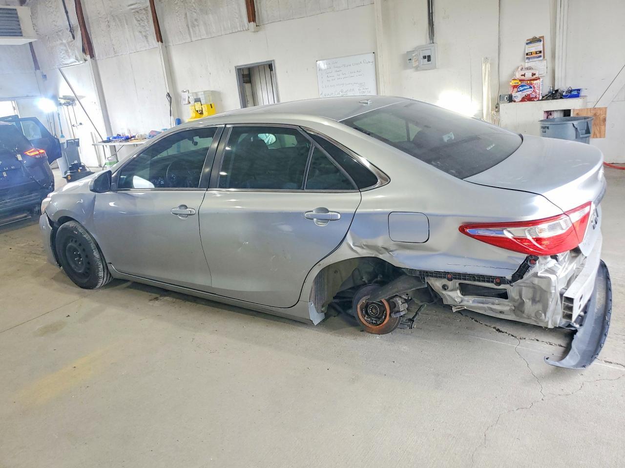 2017 TOYOTA CAMRY
