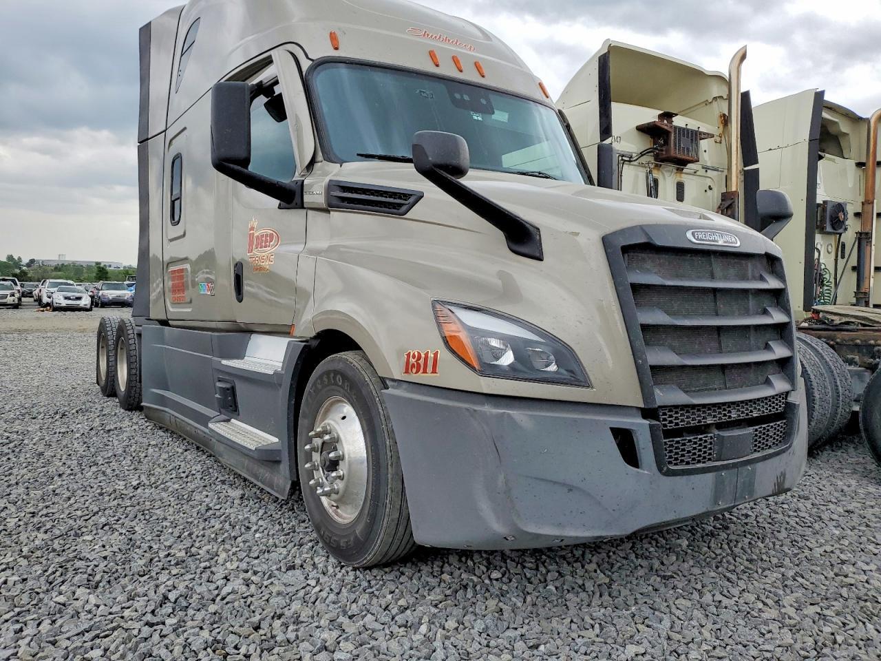 2022 FREIGHTLINER CASCADIA 126
