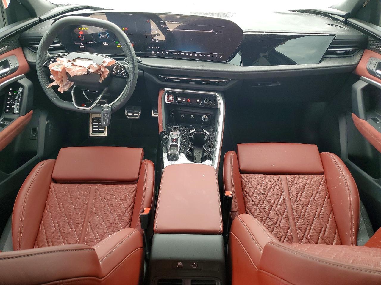 2025 AUDI SQ5
