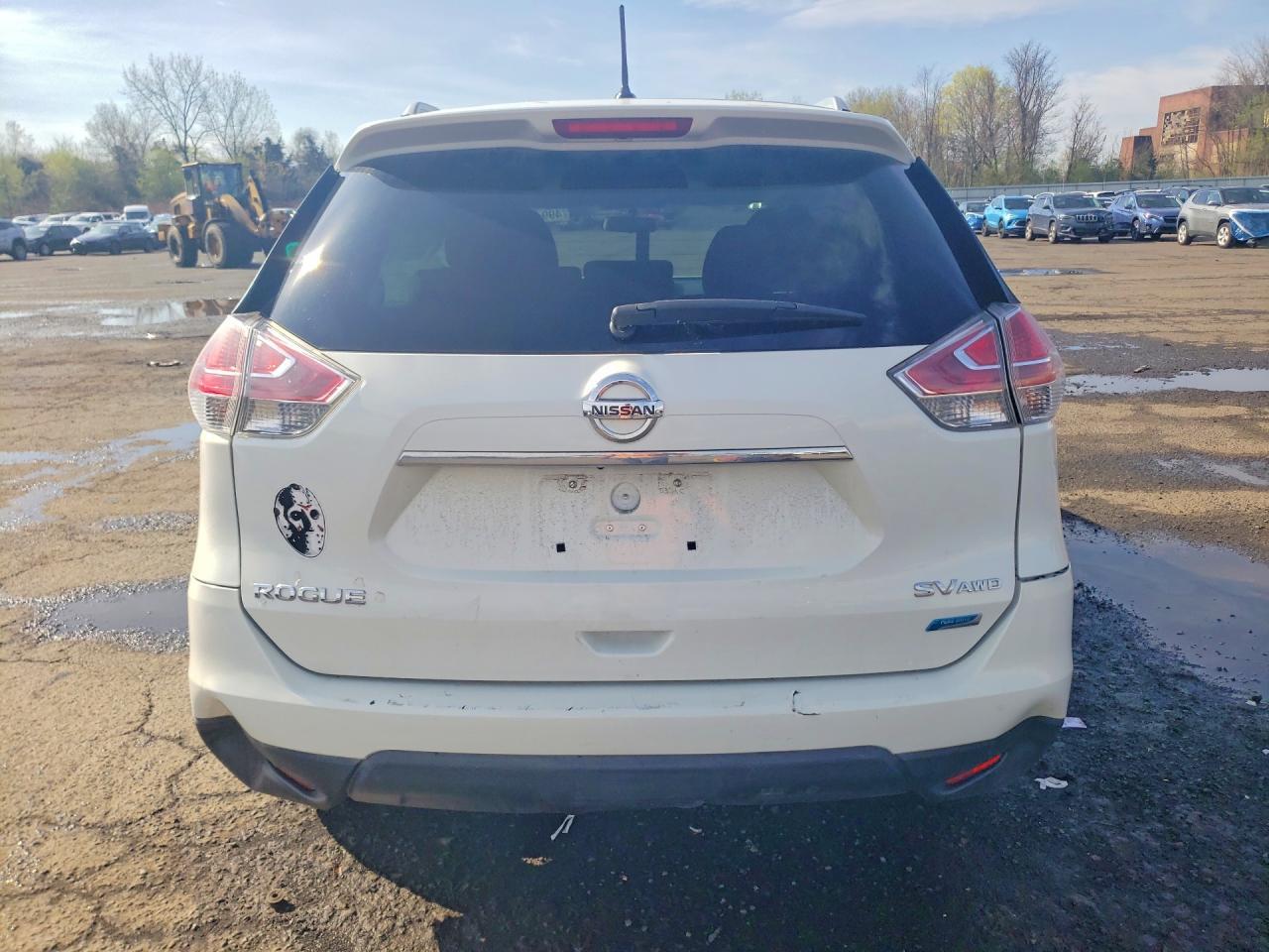 2014 NISSAN ROGUE