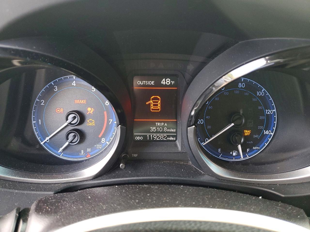 2015 TOYOTA COROLLA