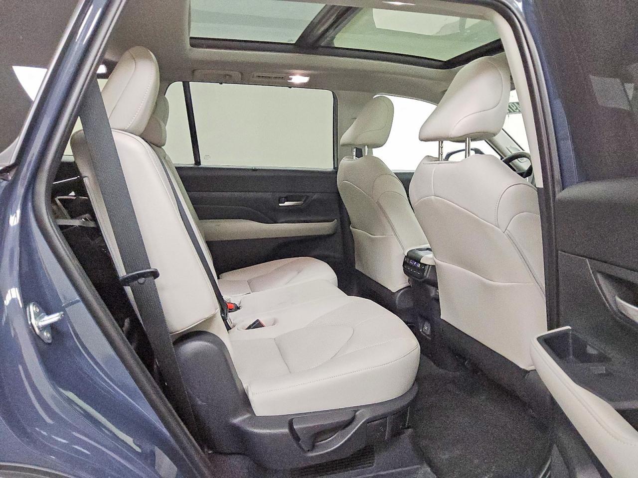 2025 TOYOTA HIGHLANDER