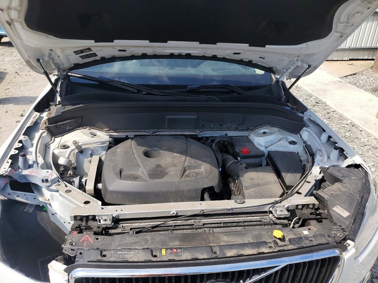 2018 VOLVO XC90
