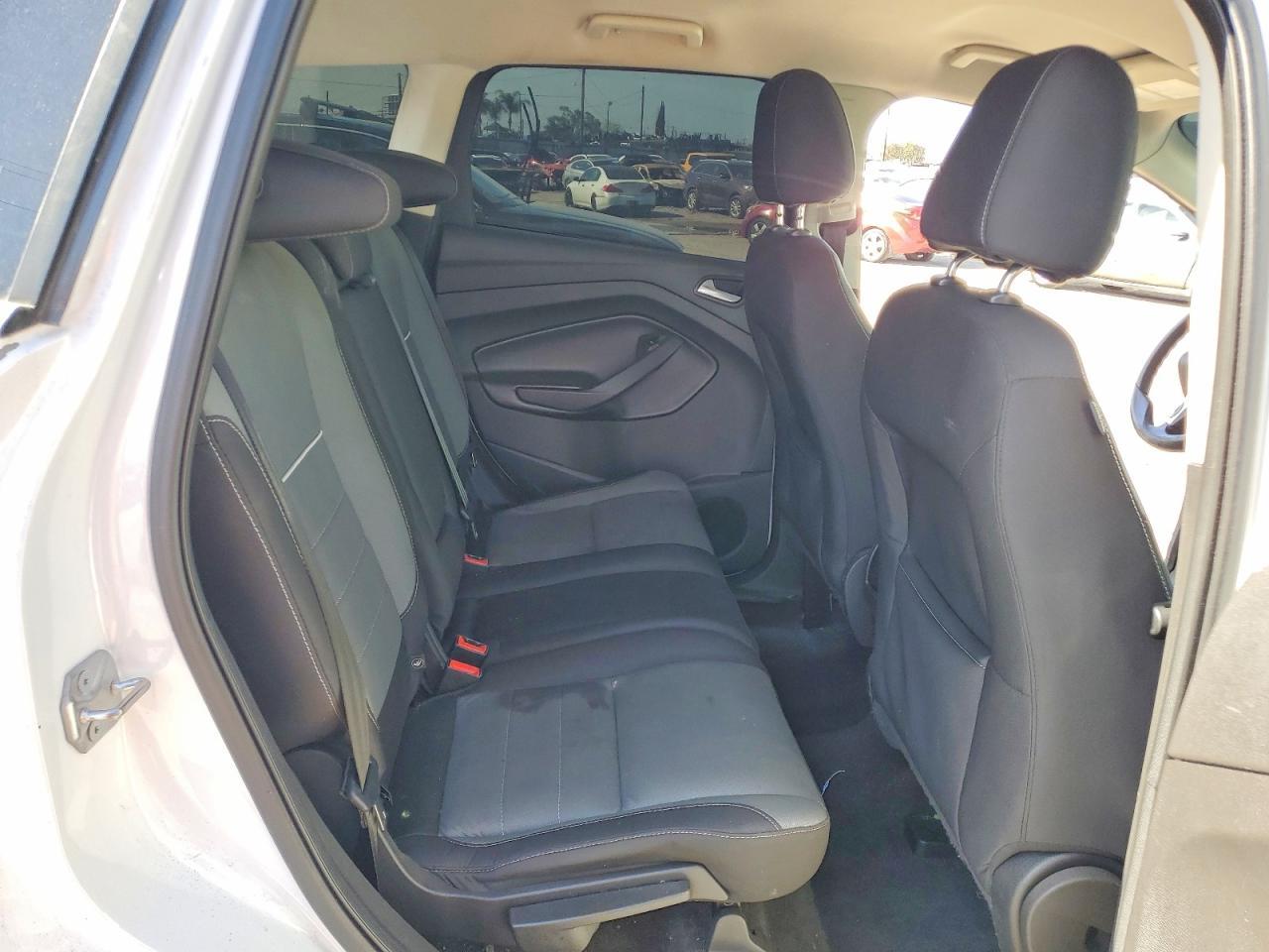 2015 FORD ESCAPE