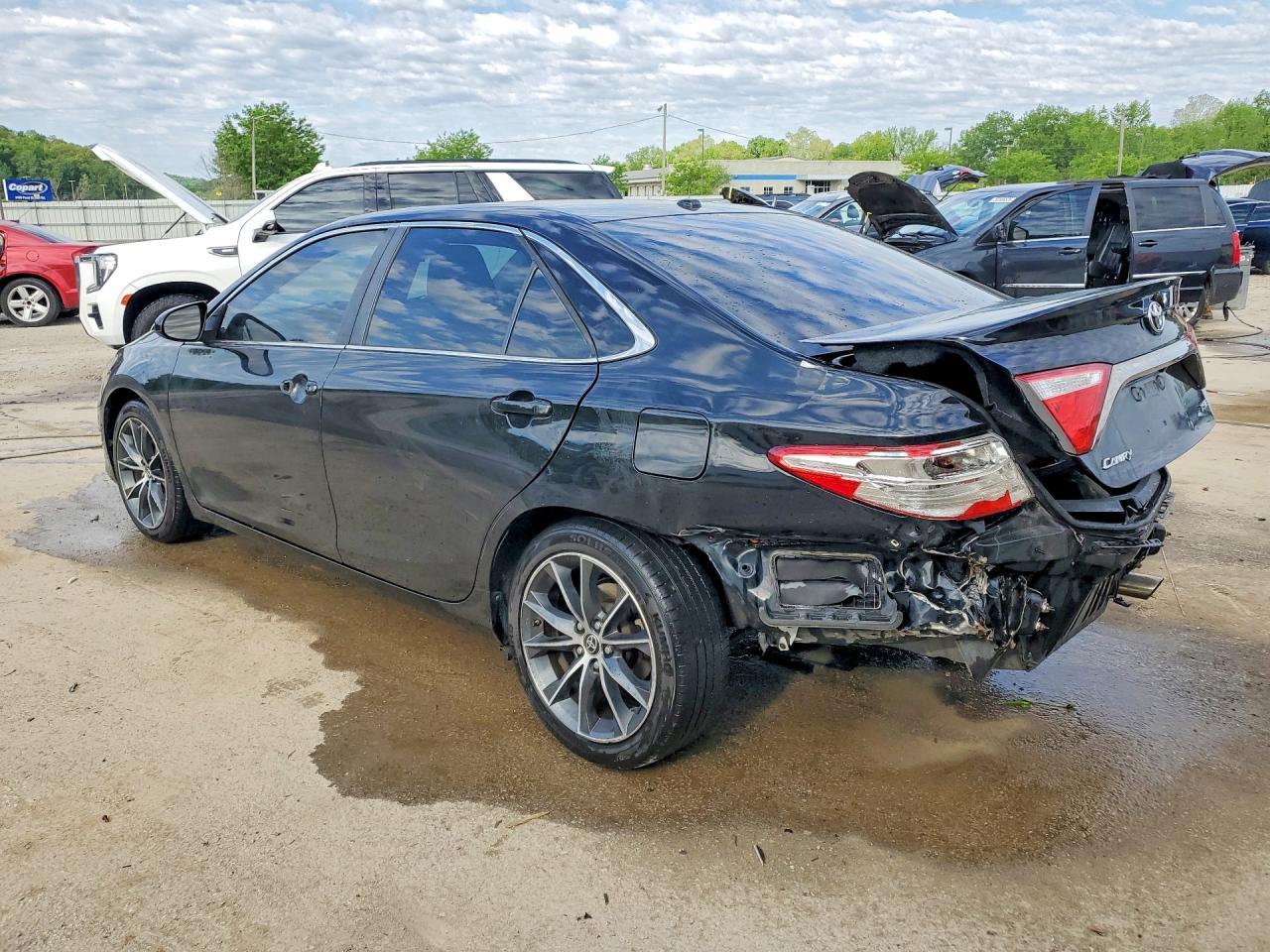 2015 TOYOTA CAMRY