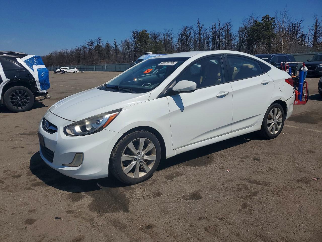 2012 HYUNDAI ACCENT