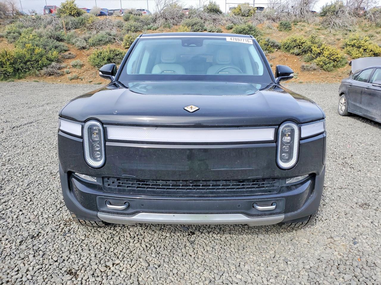 2023 RIVIAN R1s