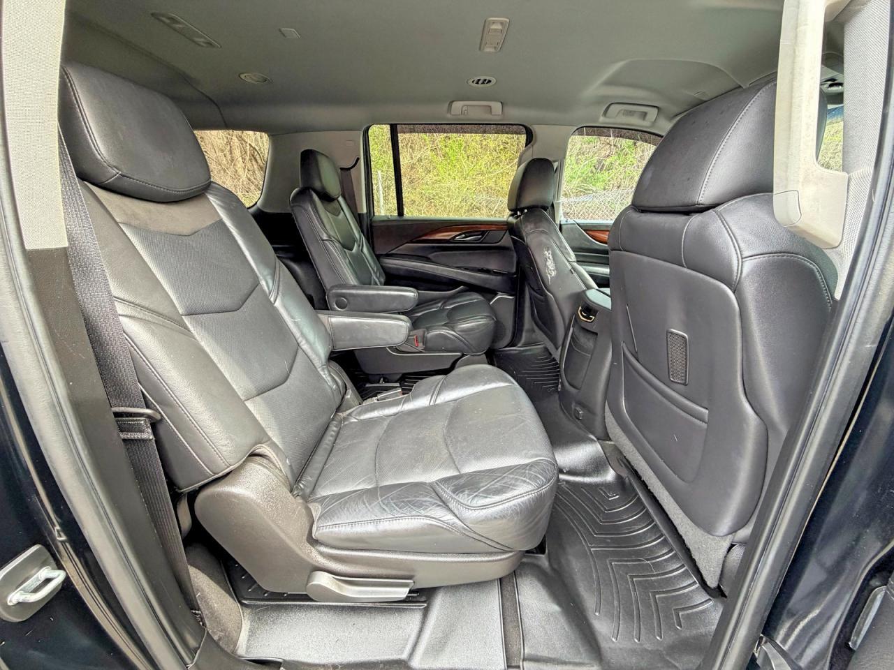 2019 CADILLAC Escalade ESV