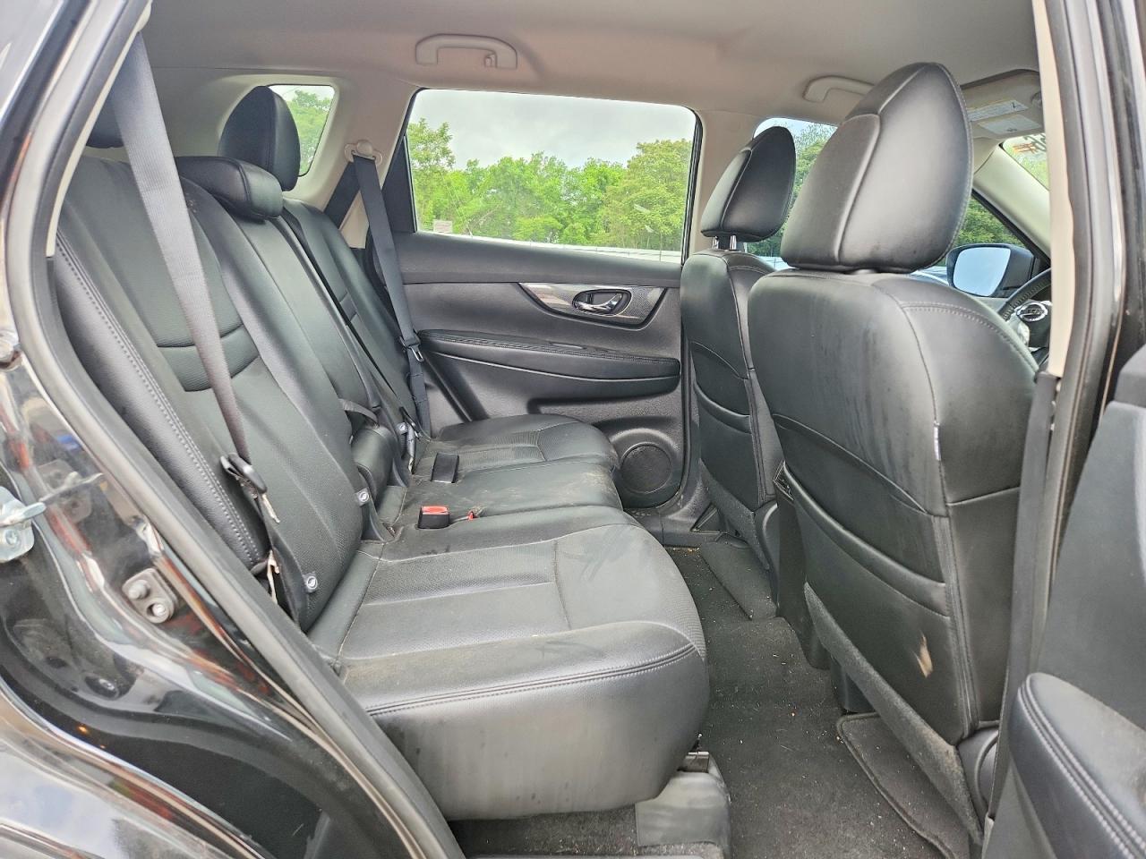2016 NISSAN ROGUE