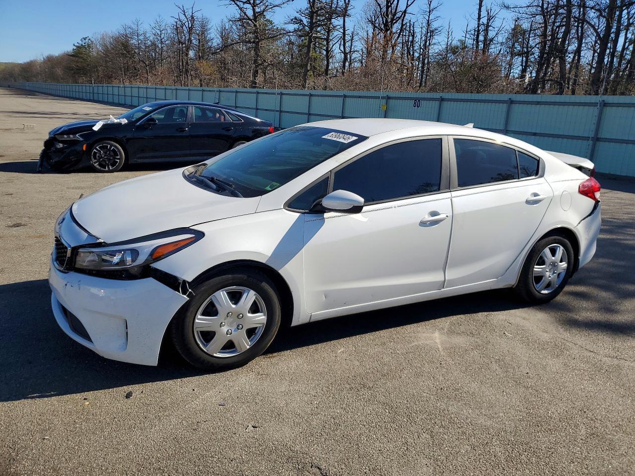 2017 KIA FORTE