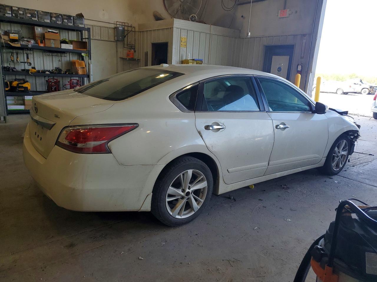2015 NISSAN ALTIMA