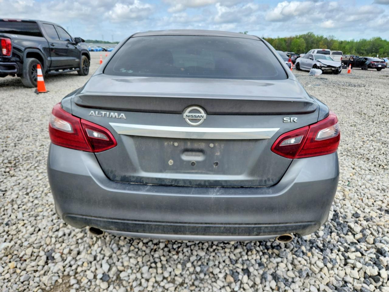 2017 NISSAN ALTIMA