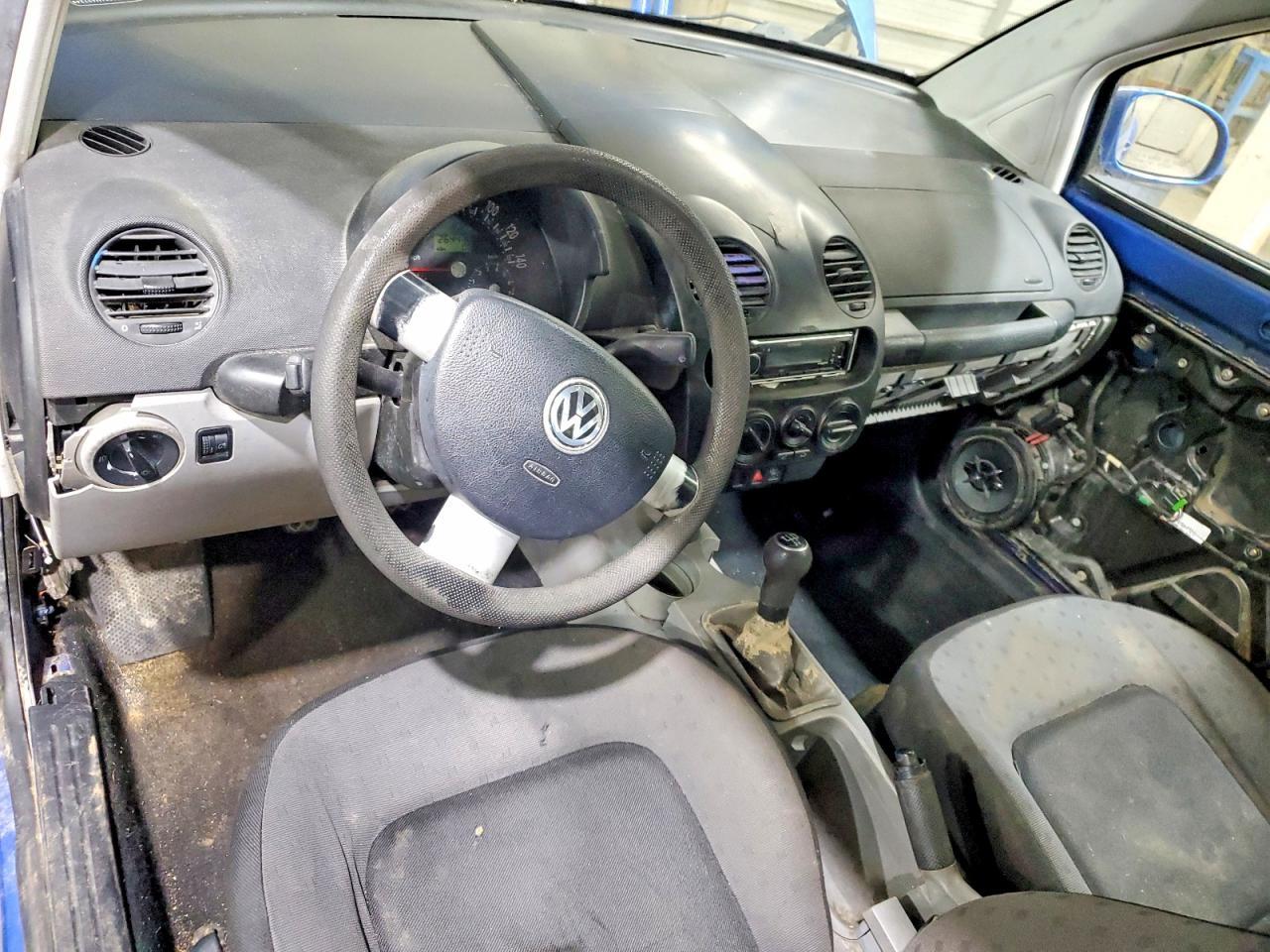2001 VOLKSWAGEN Beetle