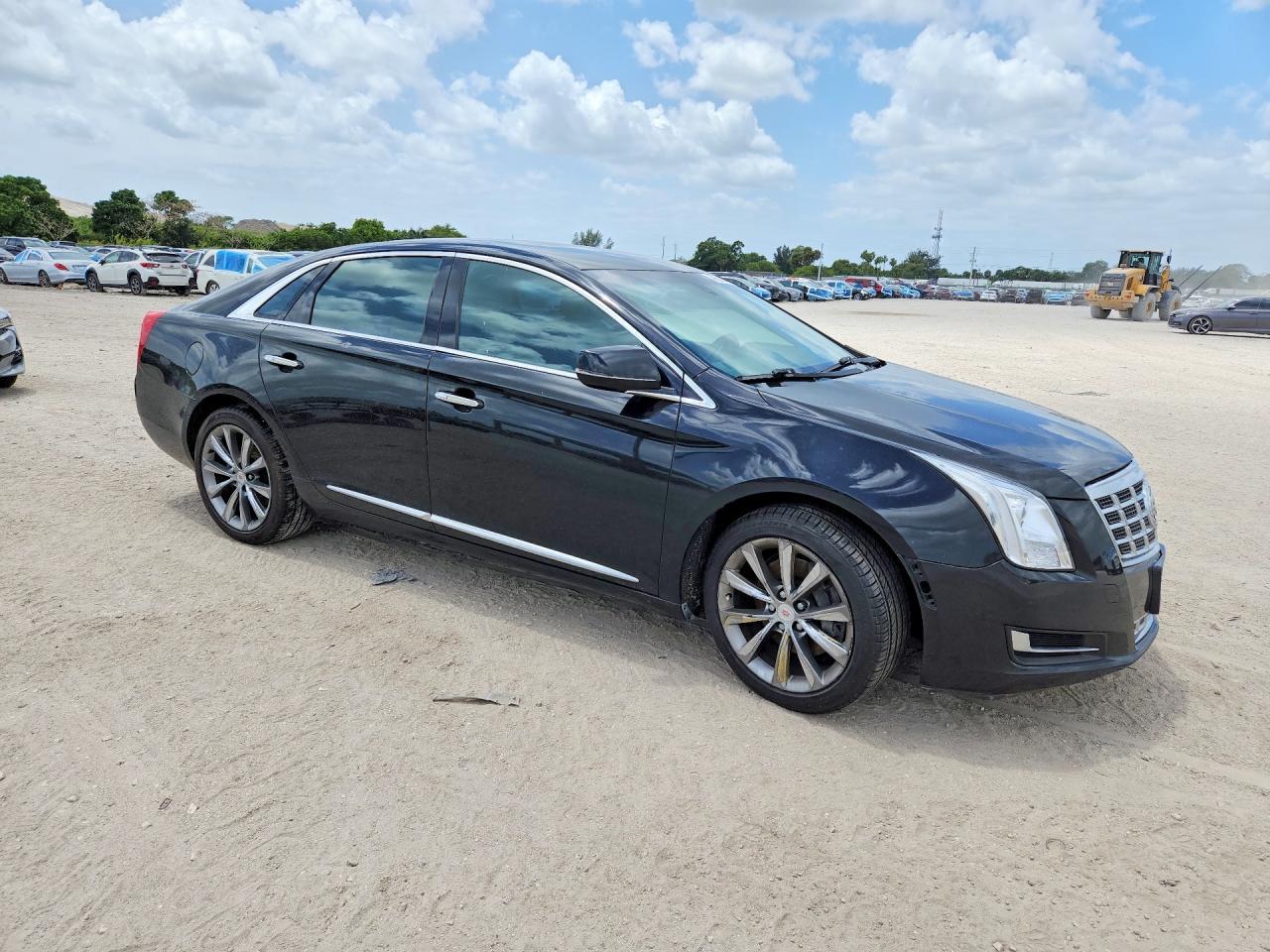 2013 CADILLAC XTS