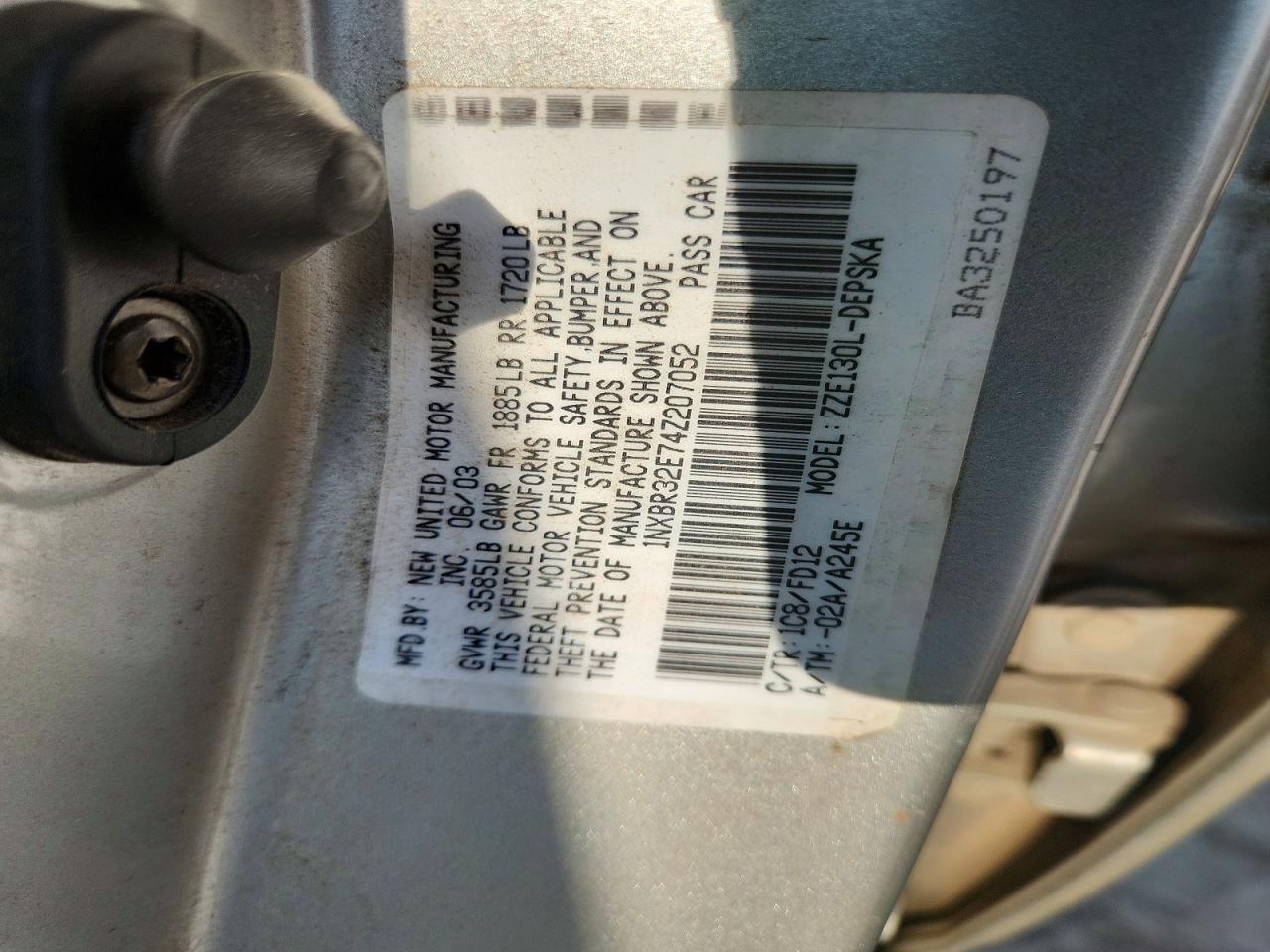 2004 TOYOTA COROLLA