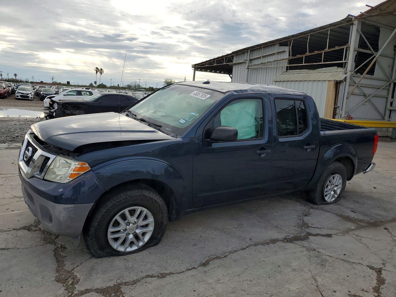 2015 NISSAN Frontier