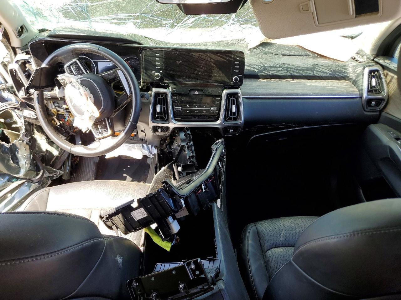 2022 KIA SORENTO