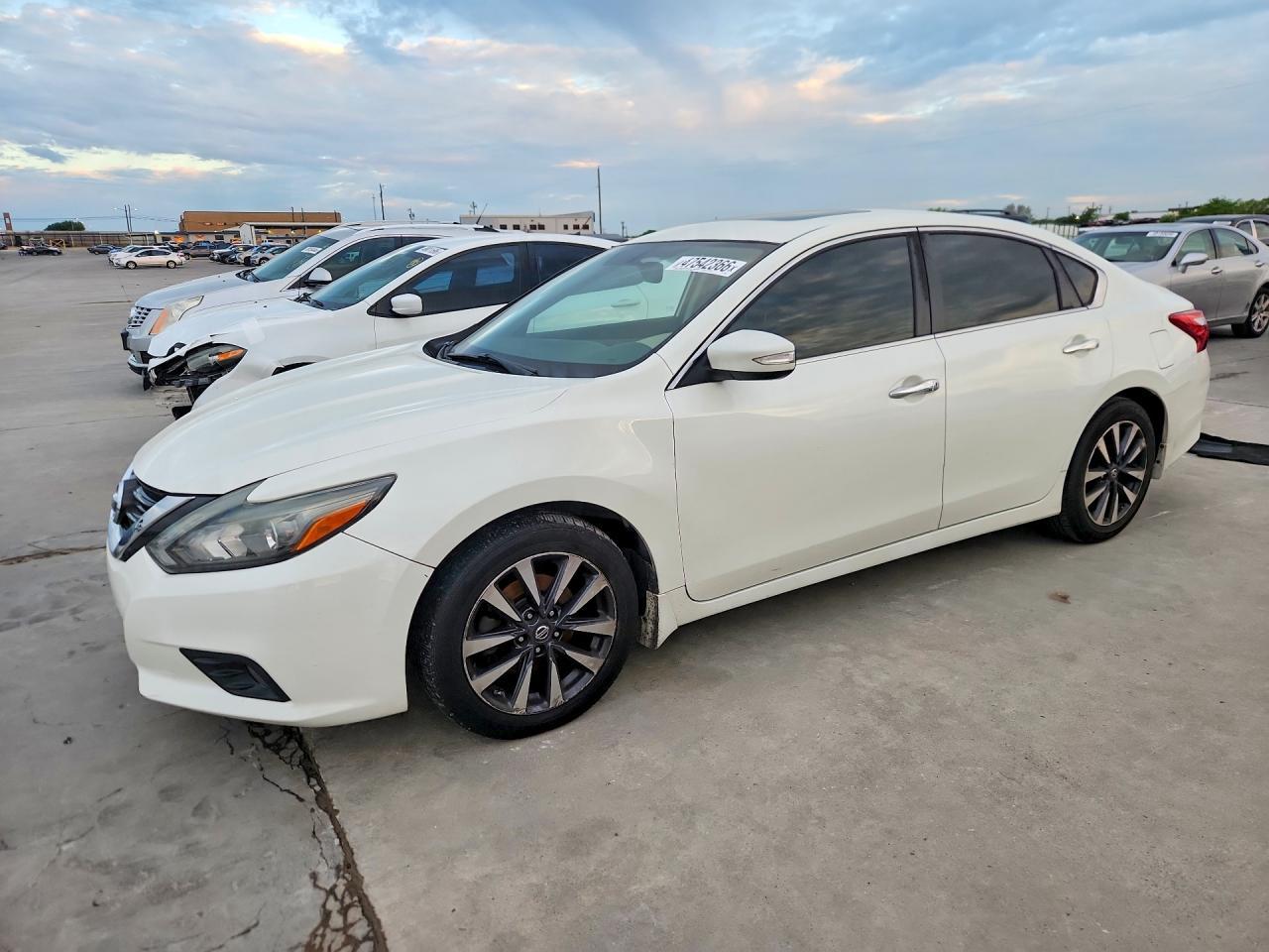 2017 NISSAN ALTIMA