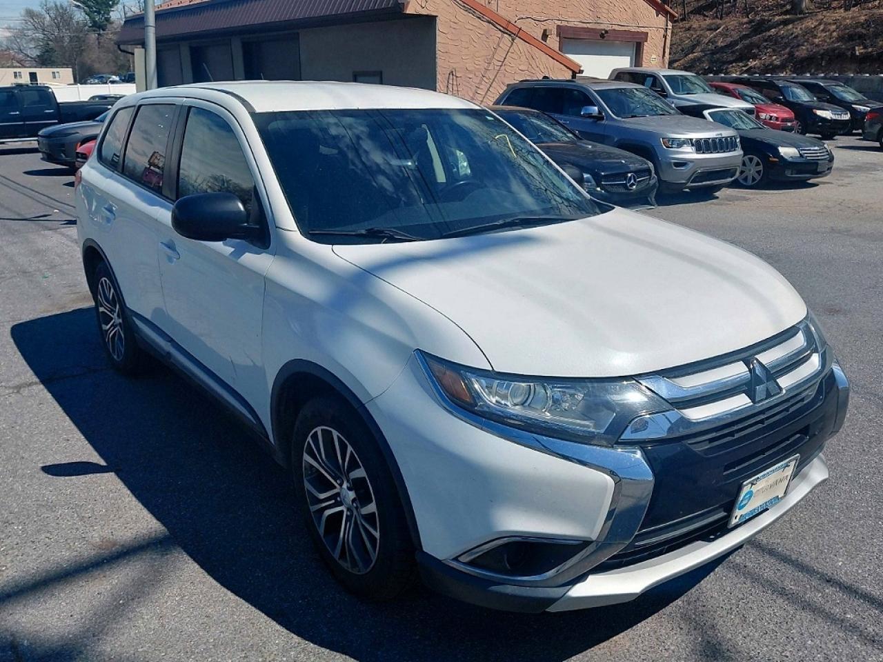 2016 MITSUBISHI outlander