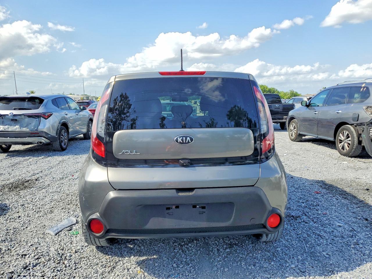 2015 KIA SOUL
