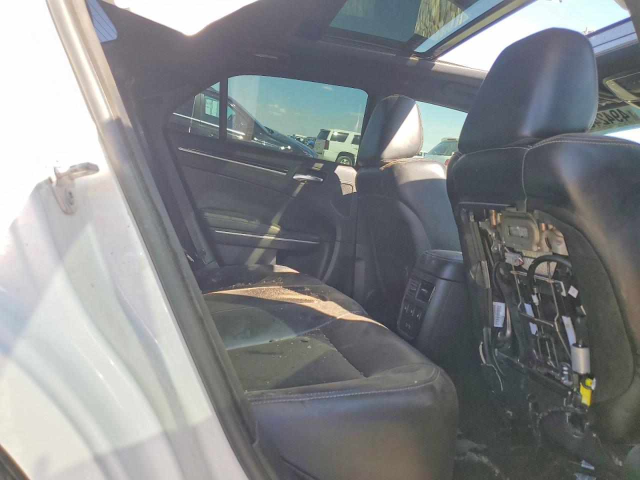 2023 CHRYSLER 300