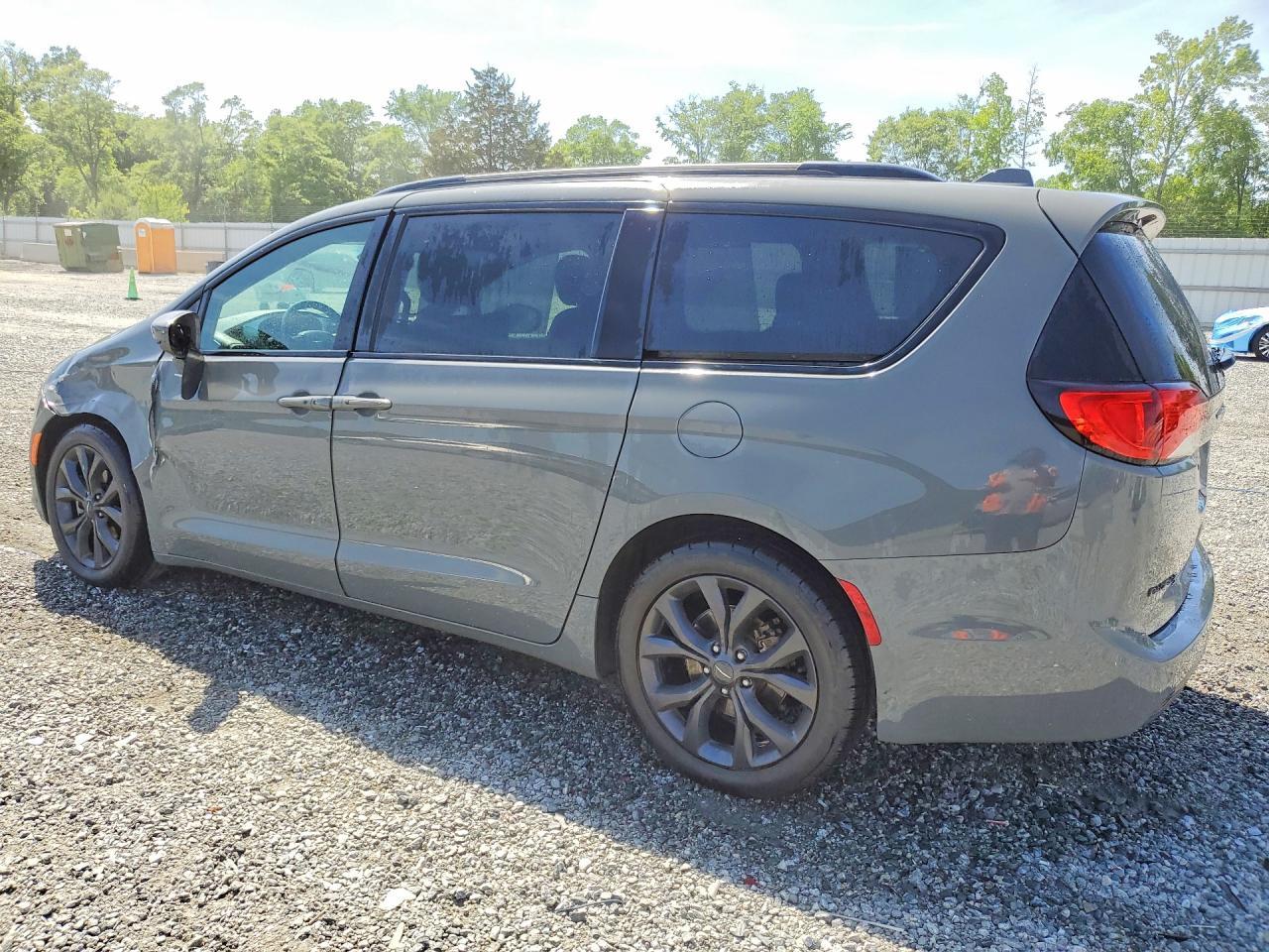 2020 CHRYSLER Pacifica