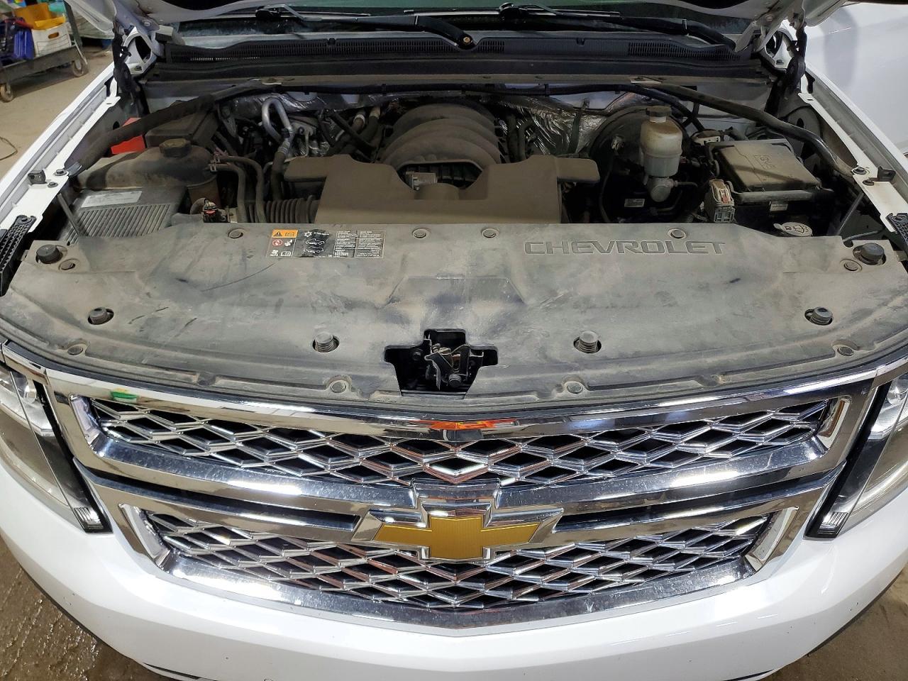 2016 CHEVROLET Suburban