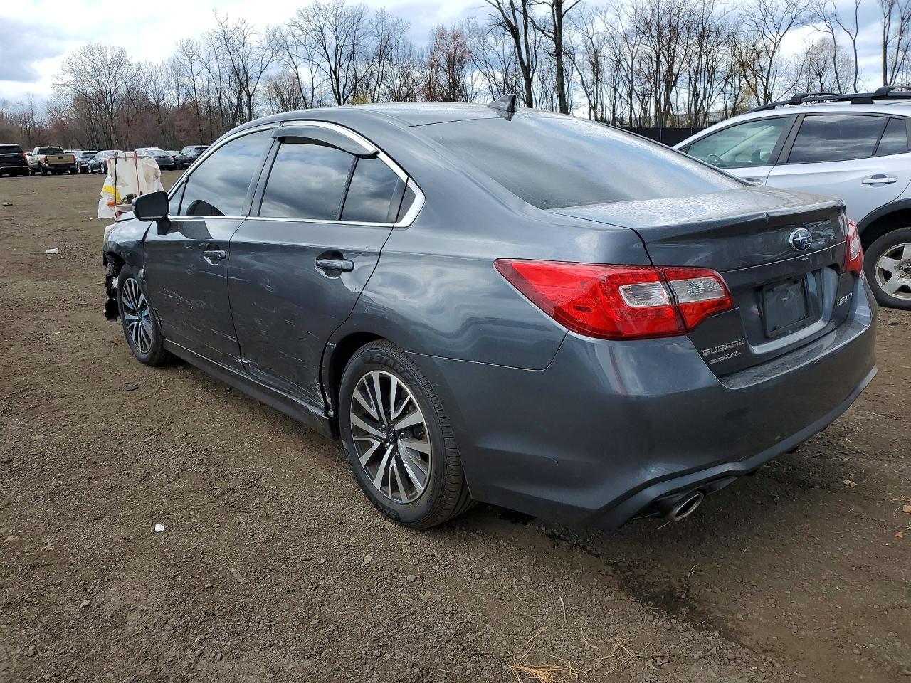 2018 SUBARU Legacy
