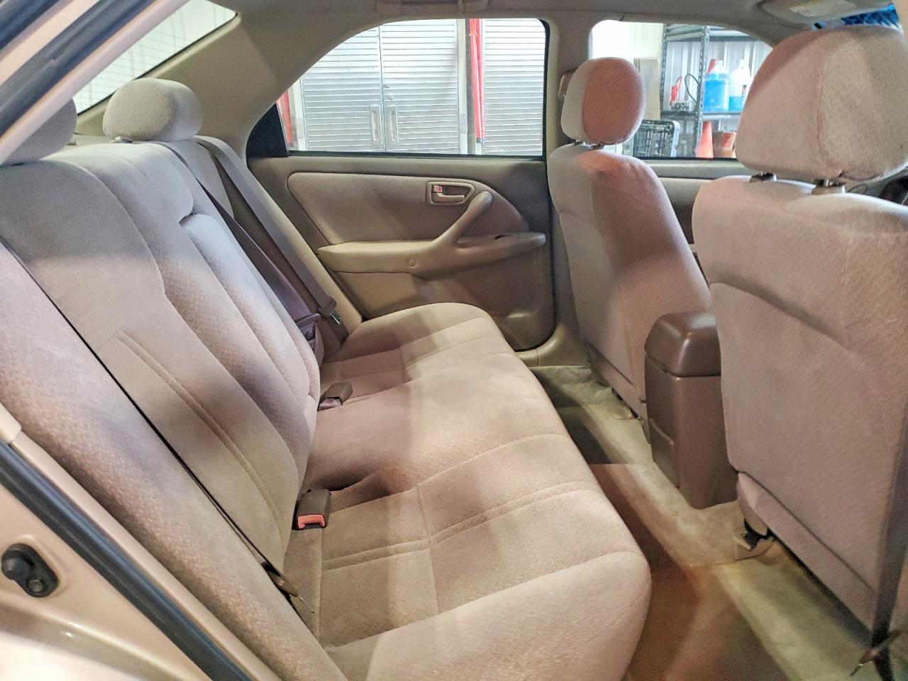 2000 TOYOTA CAMRY