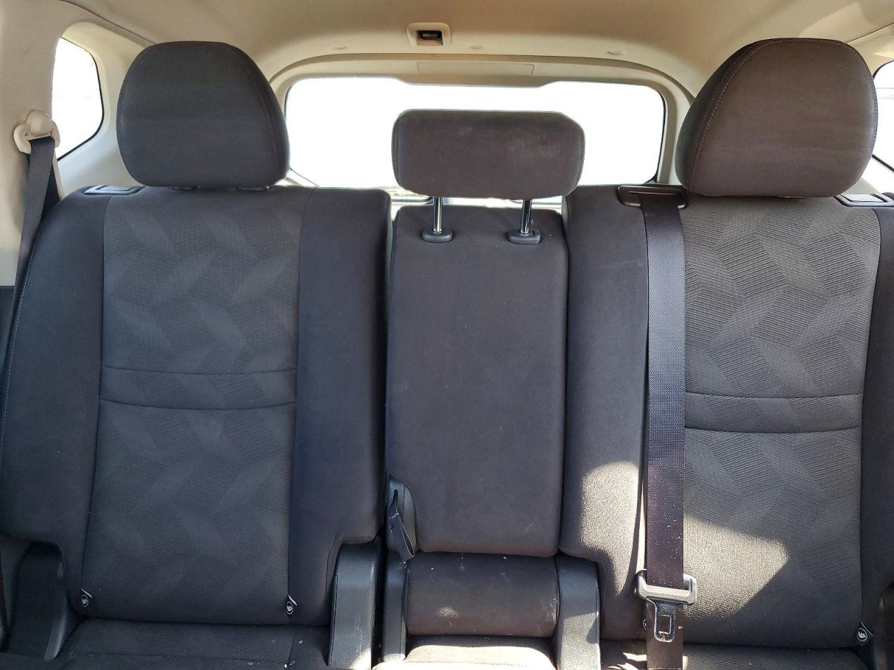 2016 NISSAN ROGUE