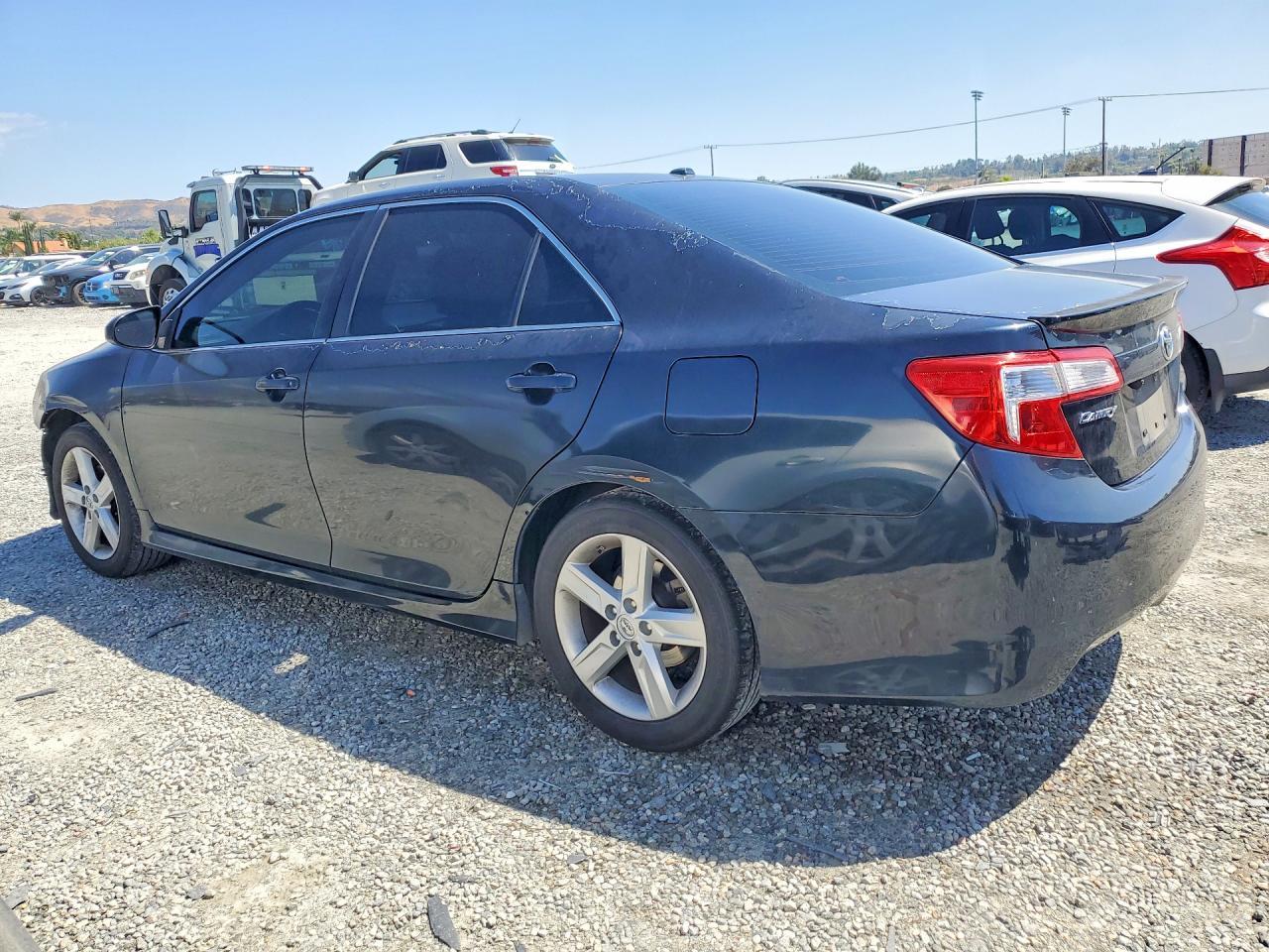 2013 TOYOTA CAMRY