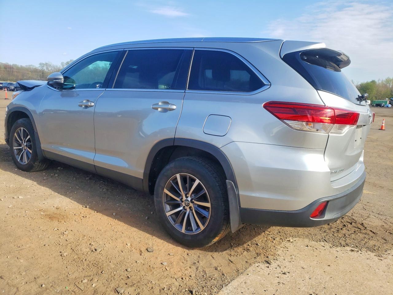 2019 TOYOTA HIGHLANDER
