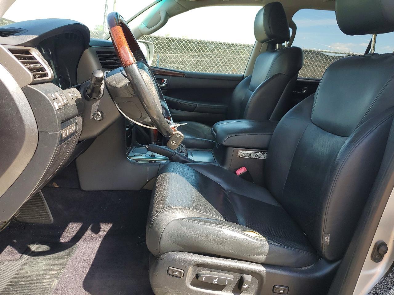2011 LEXUS LX 570
