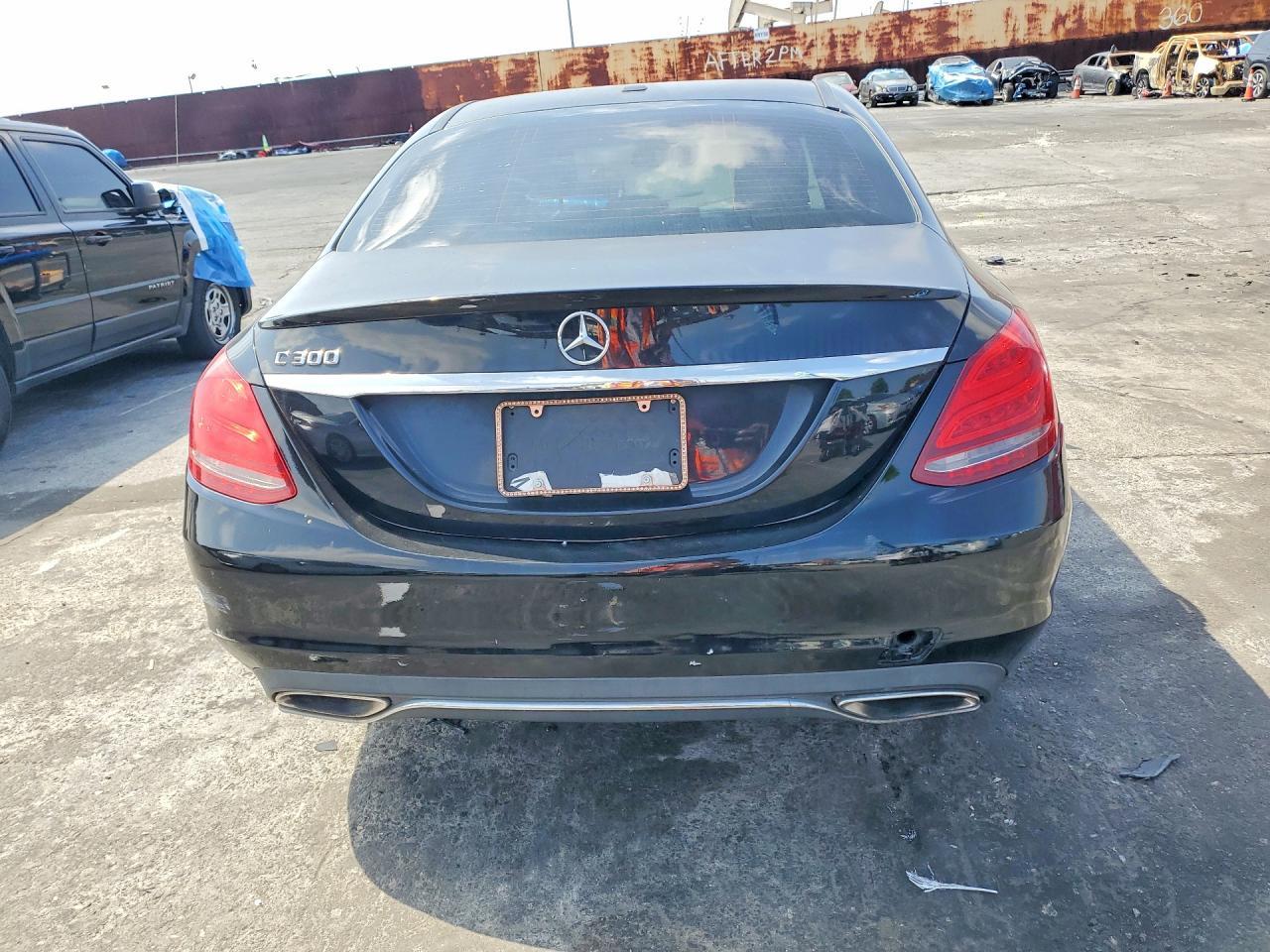 2015 MERCEDES-BENZ C-CLASS
