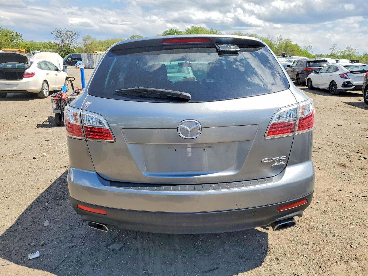 2011 MAZDA CX-9