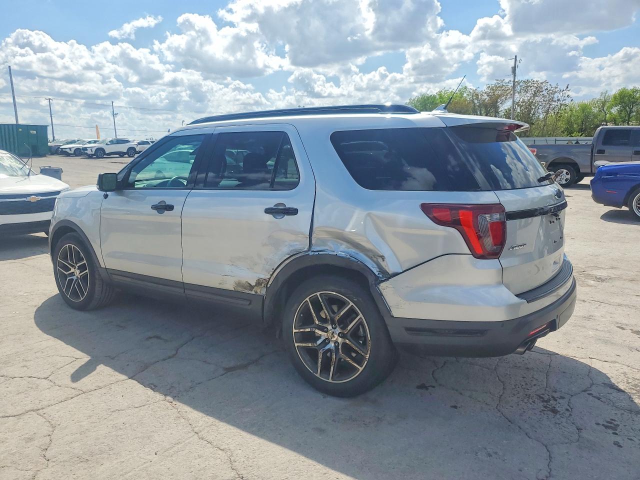 2018 FORD Explorer Sport Trac