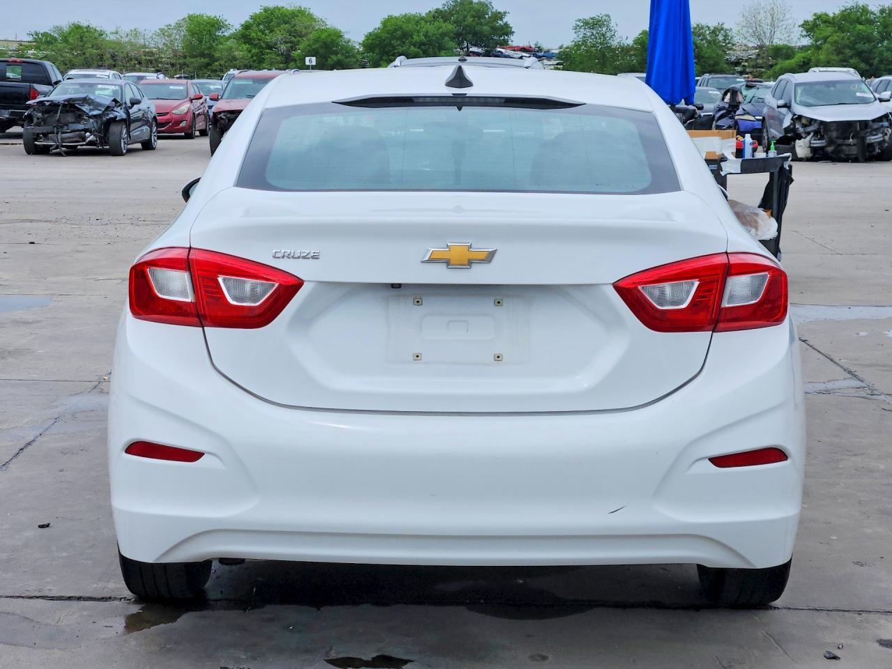 2017 CHEVROLET CRUZE