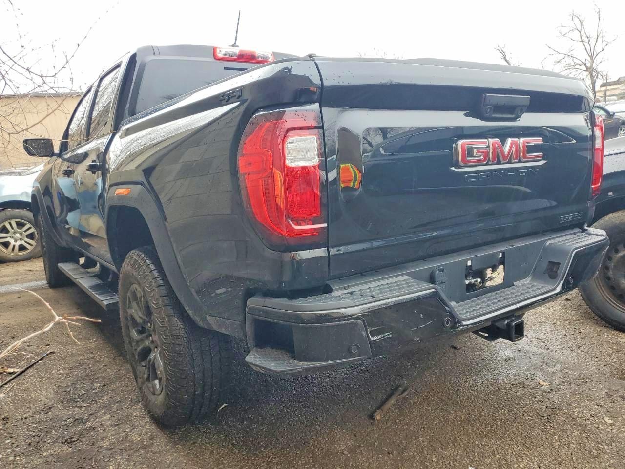 2025 GMC CANYON