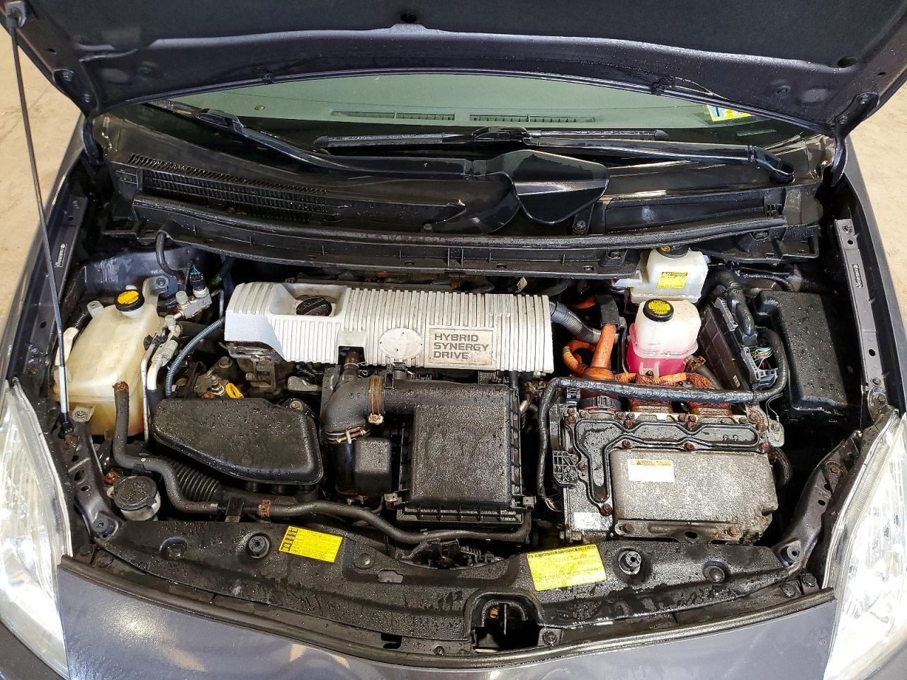2011 TOYOTA PRIUS
