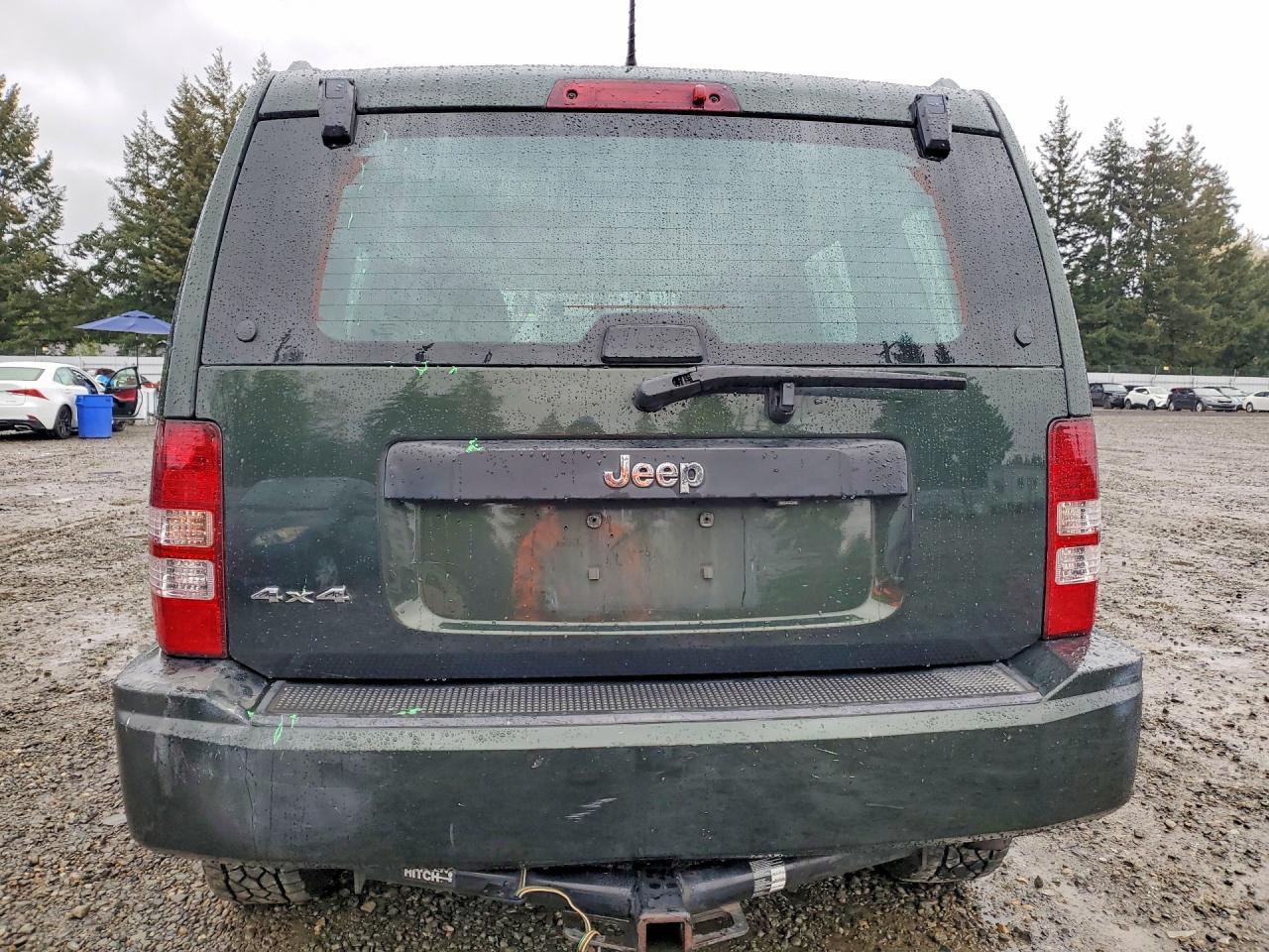 2011 JEEP Liberty