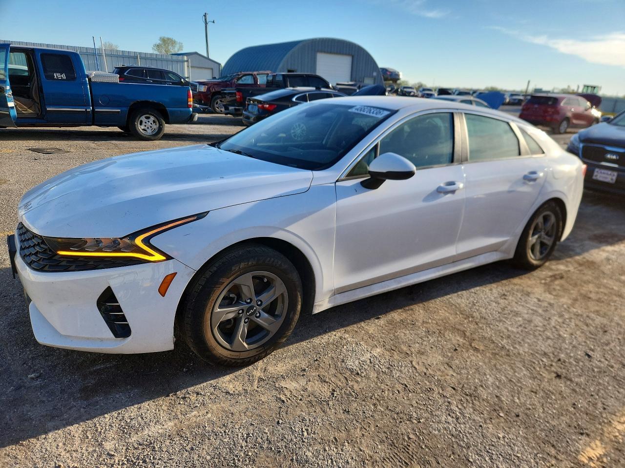 2022 KIA K5