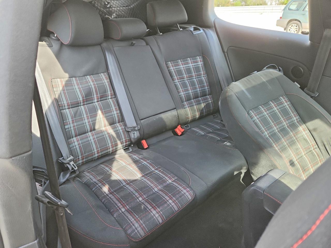 2012 VOLKSWAGEN GTI