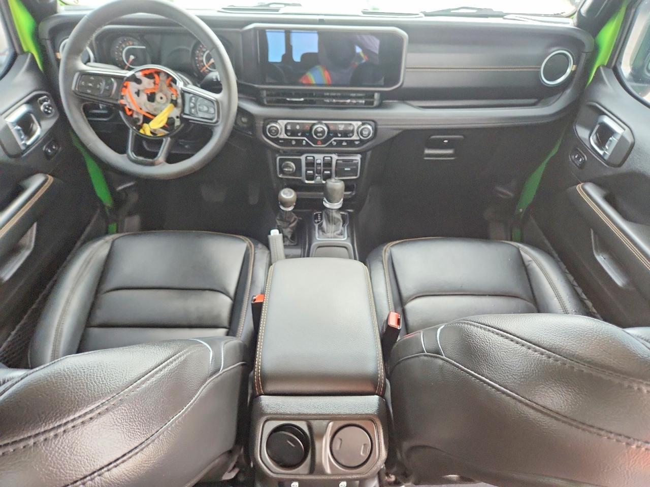 2025 JEEP Gladiator