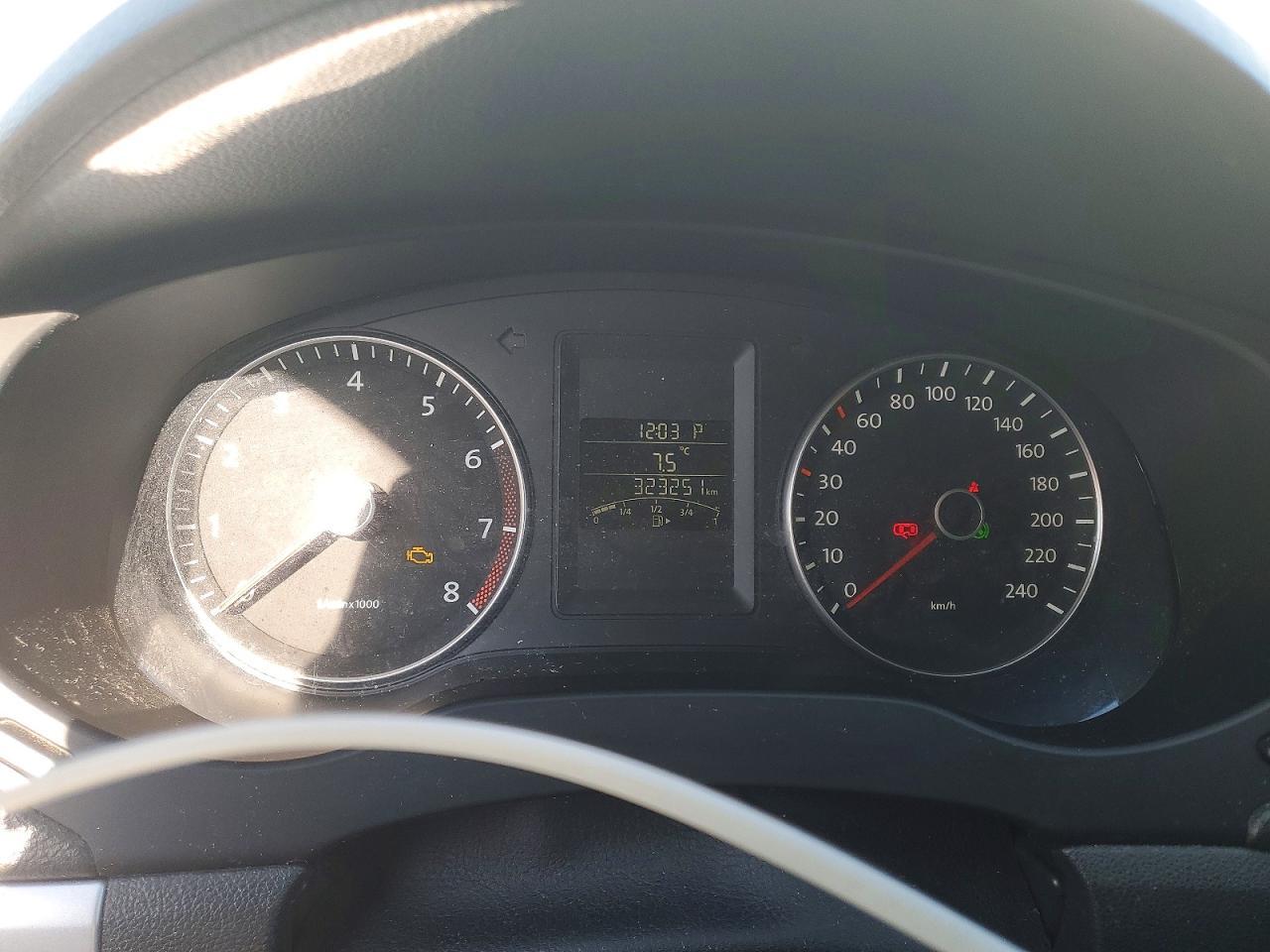 2014 VOLKSWAGEN JETTA