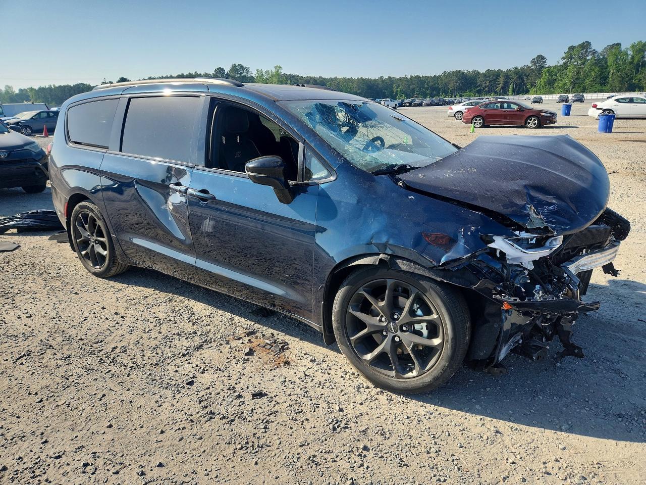 2023 CHRYSLER Pacifica